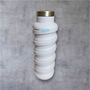 White Que Collapsible Water Bottle